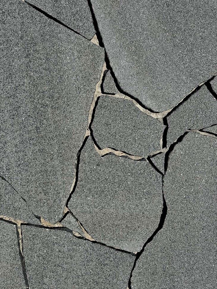 Random Loose Stone Floor Paving